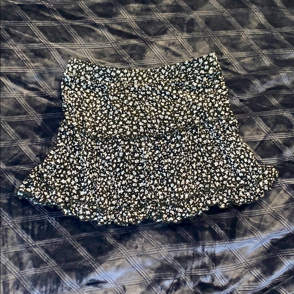 Flowy skirt